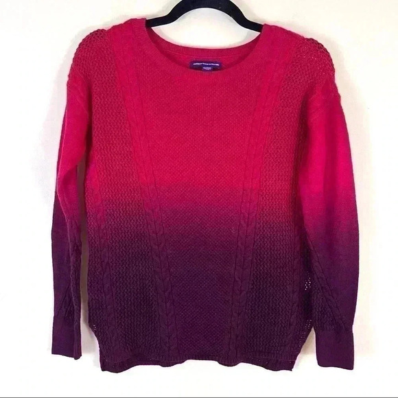 American Eagle Softest Stitchmix Red Ombre Knit Crew Neck Sweater Size XS - Picture 2 of 12